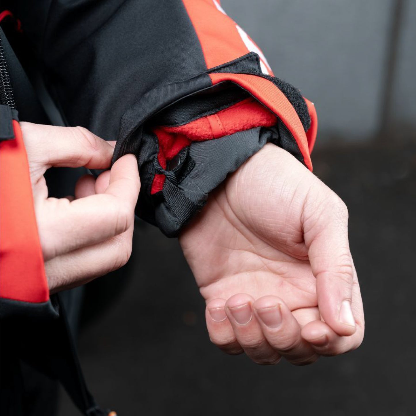 Motul 300V 5-in-1 Outer Softshell Jacket